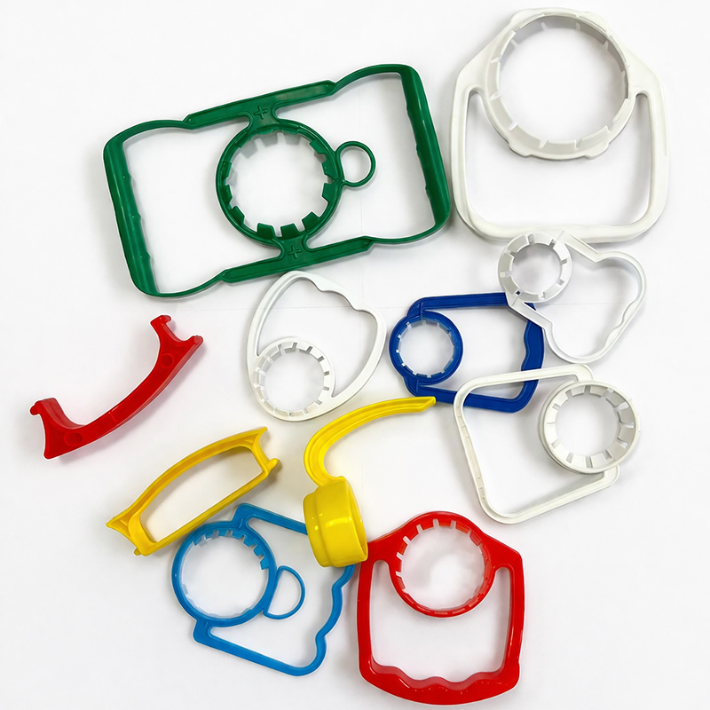 Plastic bottle handles for large-capacity bottles